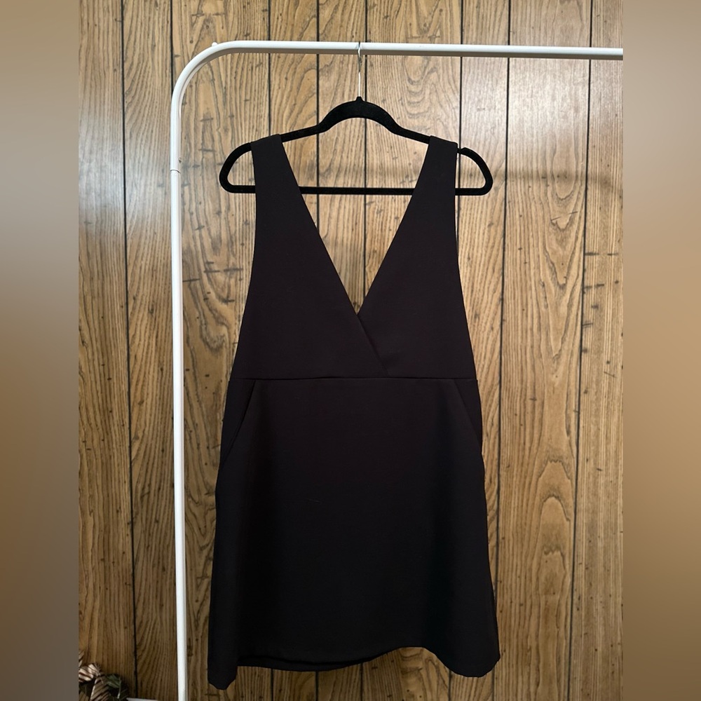 H&M Black Sleeveless Backless Dress